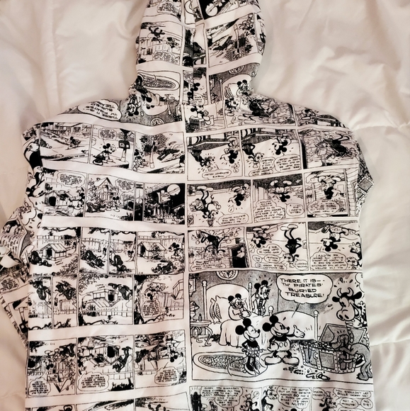 white hoodie with black-and-white Mickey Mouse for women - Picture 2 of 3
